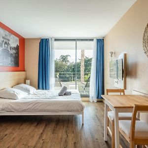 Studio con letto king size